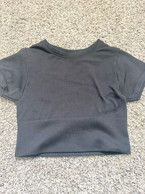 Classic Black Ribbed Crop Tee for Women